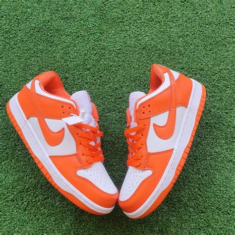 orange nike dunks men